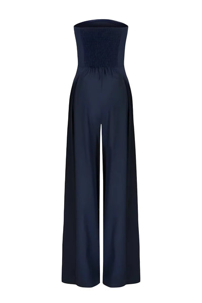 Elegant axelbandslös jumpsuit för alla tillfällen